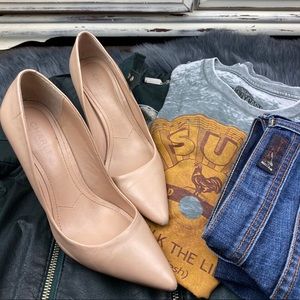 CHARLES DAVID, NUDE HEELS, GENUINE LEATHER, sz 6.5